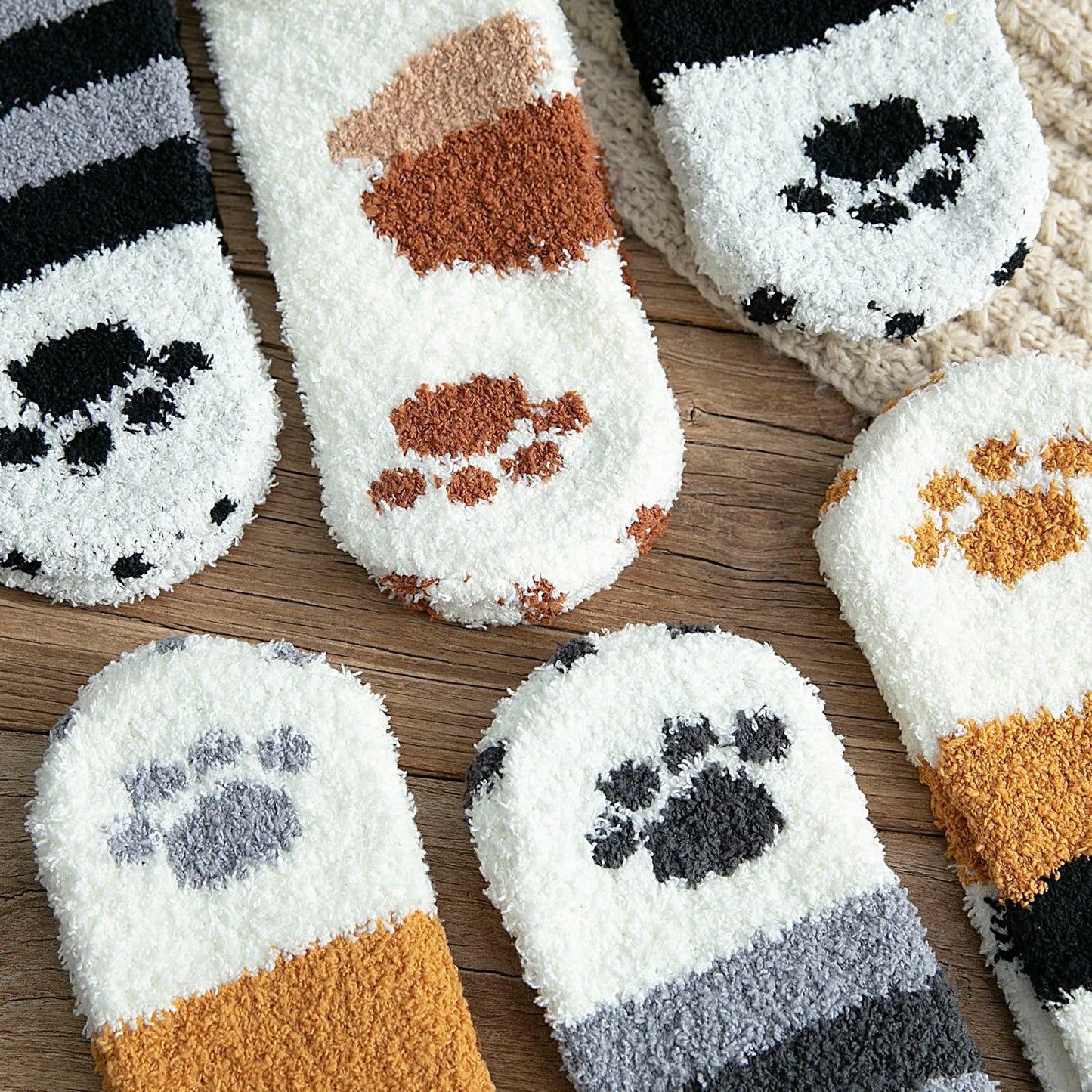 Women Winter Warm Fluffy Socks Cute Animal Claw Cat Paw Footprint Fuzzy Socks Female Thick Coral Fleece Home Floor Sleep Socks